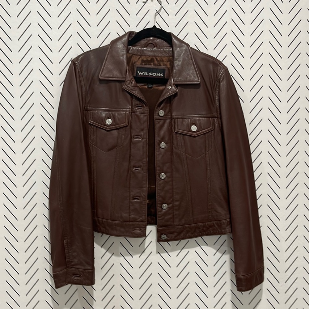 Wilson’s brown leather jacket L